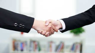 衣服缝补服务公司兼职会计需要什么条件及多少费用